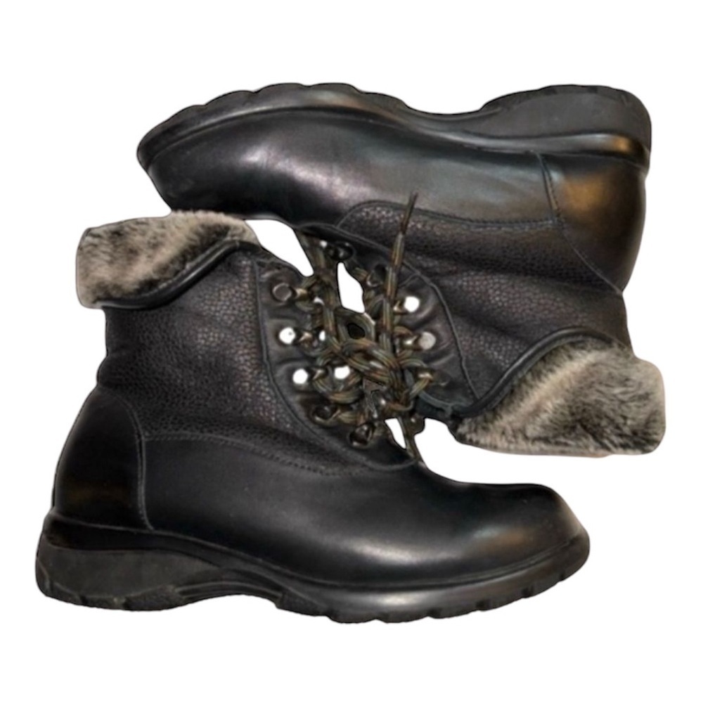 TOE WARMERS MADE IN CANADA women’s genuine leather black fur lined ankle boots